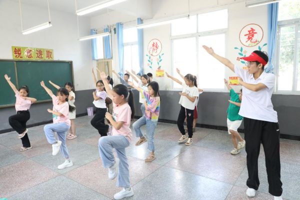 武术学习。伟德国际英国供图